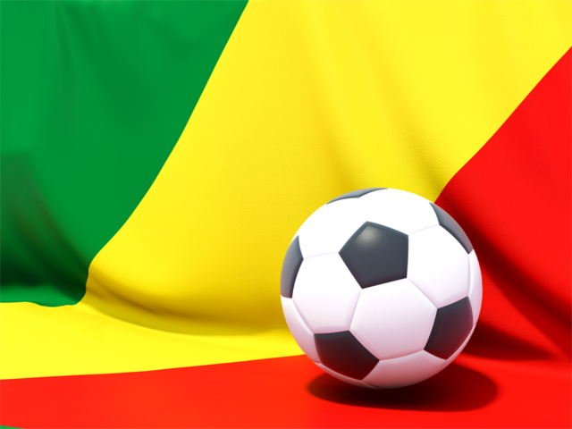 Футбольный мяч на фоне флага. Скачать флаг. Республика Конго
