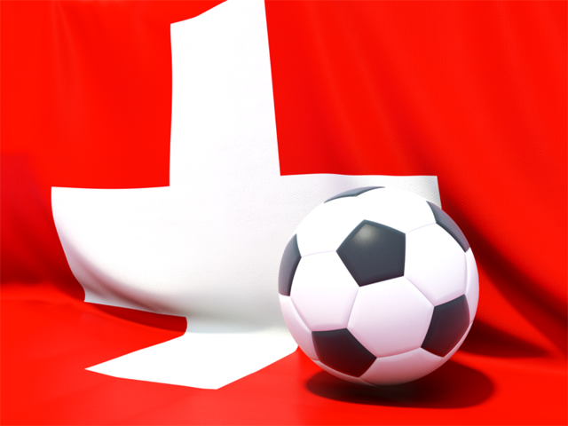 Футбольный мяч на фоне флага. Скачать флаг. Швейцария