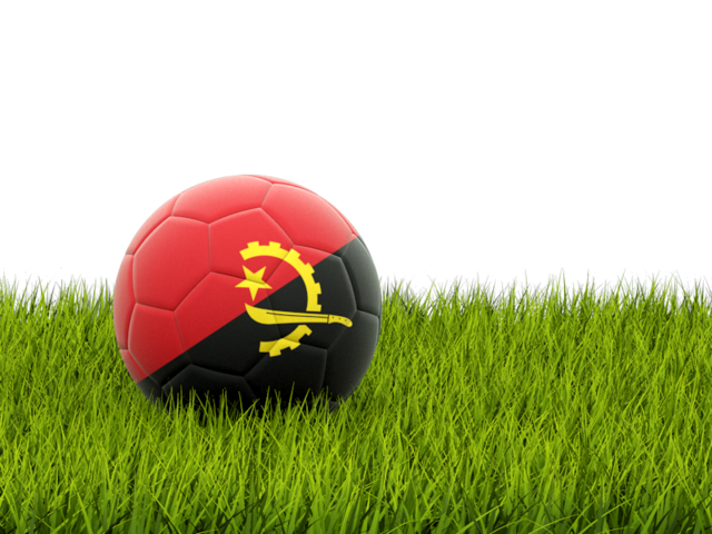 Футбольная мяч в траве. Скачать флаг. Ангола
