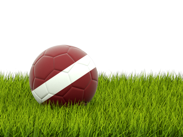 Футбольная мяч в траве. Скачать флаг. Латвия