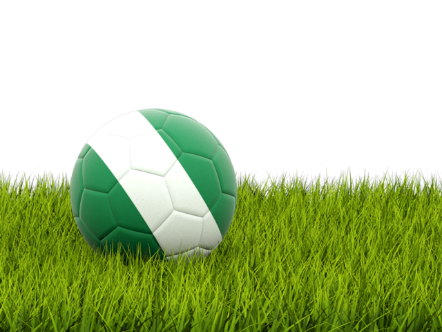 Футбольная мяч в траве. Скачать флаг. Нигерия
