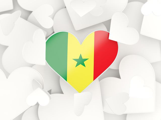 Фон из сердечек. Скачать флаг. Сенегал